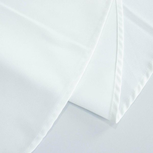 Commercial Grade Table Linens |   70″ White Seamless Premium Polyester Round Tablecloth – 220GSM Commercial Grade Table Linens Commercial Grade Table Linens