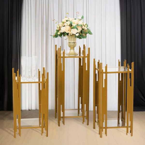 Display Racks & Pillars |   Set of 3 Gold Metal Plinths Cake Table Pedestal Stands With Square Acrylic Plates, Wedding Props Flower Display Stands – 26″,30″,34″ Display Racks & Pillars Display Racks & Pillars